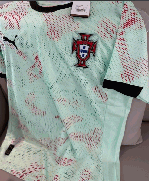 Portugal drakt 2025-26