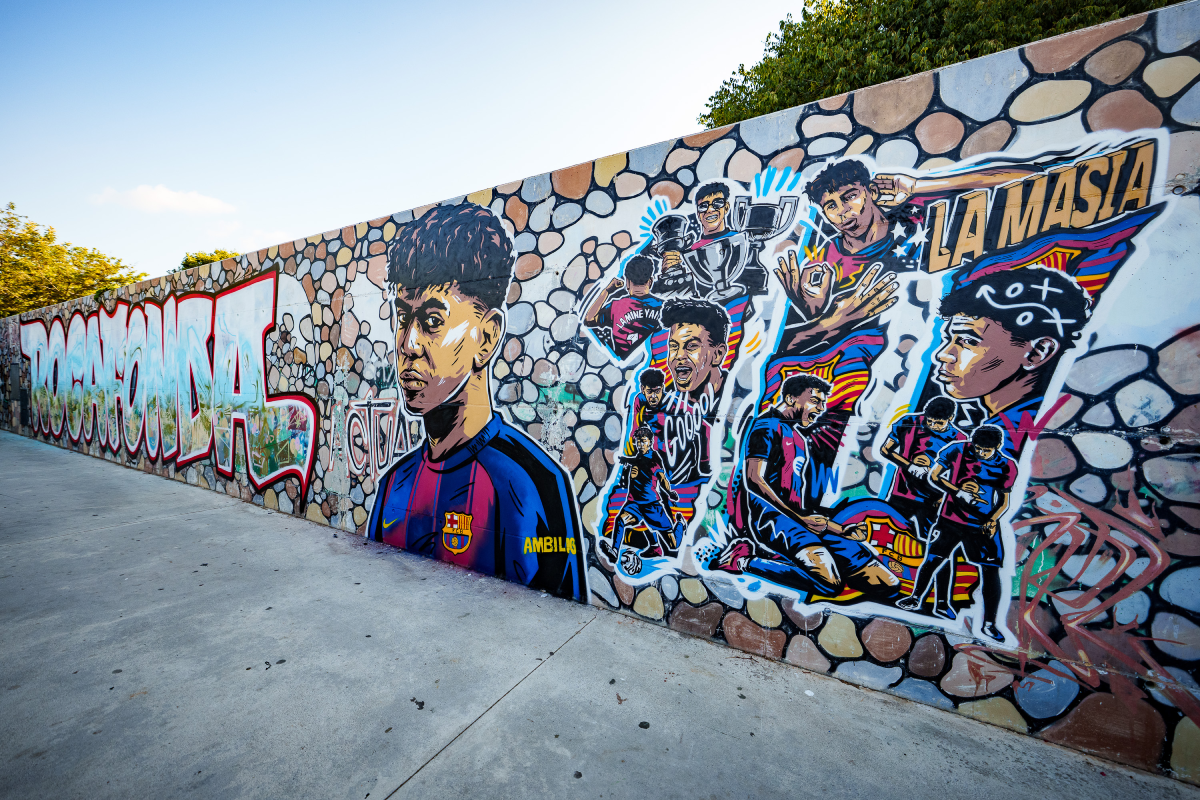 Yamal tar over Barcelona drakt med nummer 10 post thumbnail image