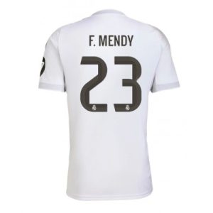 Billige Real Madrid drakt Ferland Mendy #23 Hjemmedrakt 2025-26
