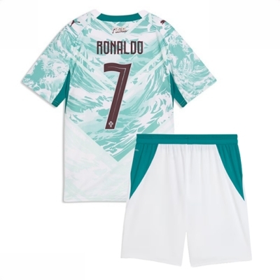Portugal Cristiano Ronaldo #7 Bortedrakt Fotballdrakter Barn VM 2026 Fotballdrakter med shorts