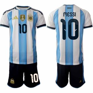 Argentina VM 2026 fotballdrakt Lionel Messi #10 Hjemmedrakt med Shorts