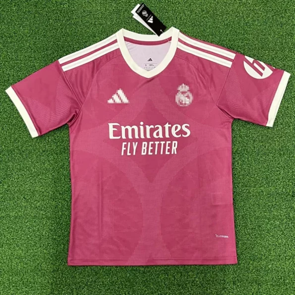 Kongelig eleganse på asfalten: Hvordan Real Madrid drakt for 2026/27 omdefinerer den urbane garderoben Kongelig eleganse på asfalten: Hvordan Real Madrid drakt for 2026/27 omdefinerer den urbane garderoben