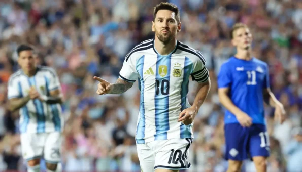 [Rett før VM] Messi scorer comebackmålet og bygger momentum for turneringen