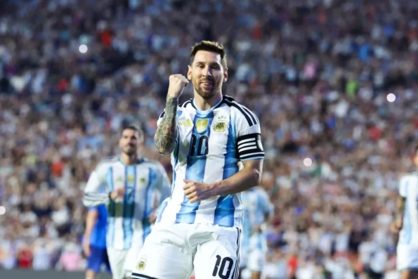 [Rett før VM] Messi scorer comebackmålet og bygger momentum for turneringen