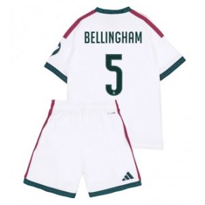 Real Madrid 2026-27 barn sett hjemmedrakt med shorts Jude Bellingham #5