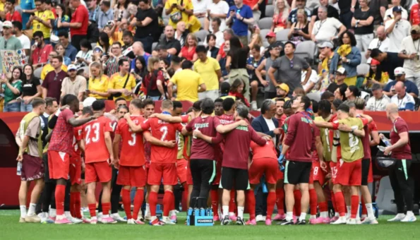 Utfallet av den avgjørende kampen og vanviddet av «VM-uniformene» som fylte stadion