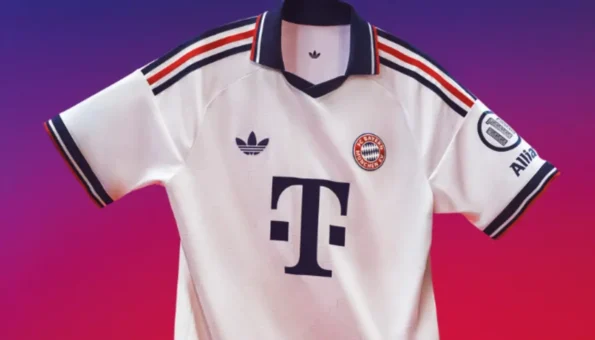 Sofistikerte bortedraktfarger for Bayern München og mestrenes verdighet.